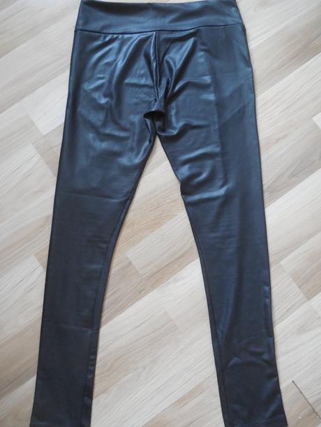 Cierne leginy amisu + top, amisu,s