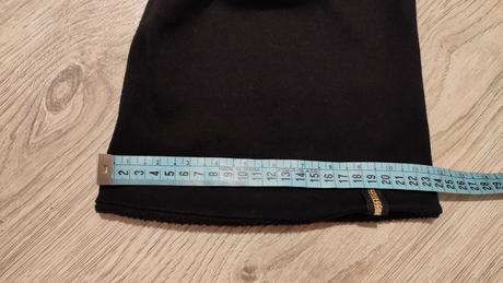 Čierna dievčenská ciapka, 128