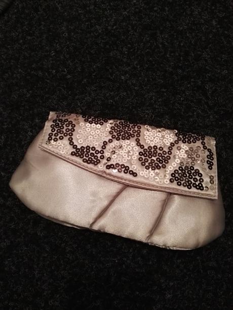 Spolocenska kabelka, 