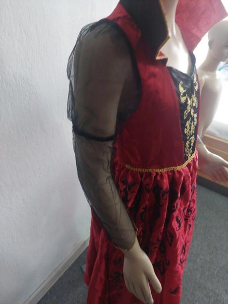 Upírka / kráľovná karnevalový kostým veľ.140,