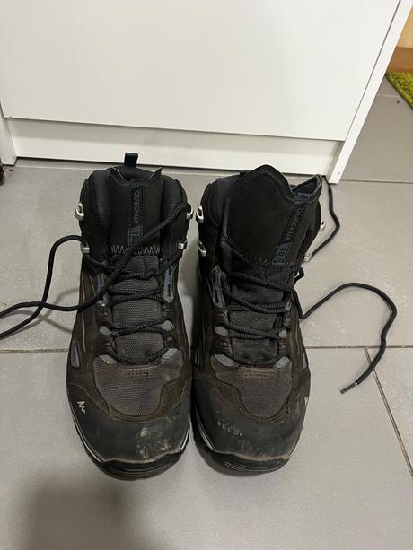 Turisticke topanky, quechua,42