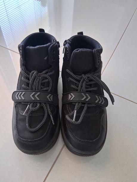 Tenisky, reserved,34