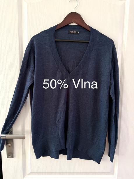Elegantný vlnený sveter s výstrihom do v, tmavomod, xl