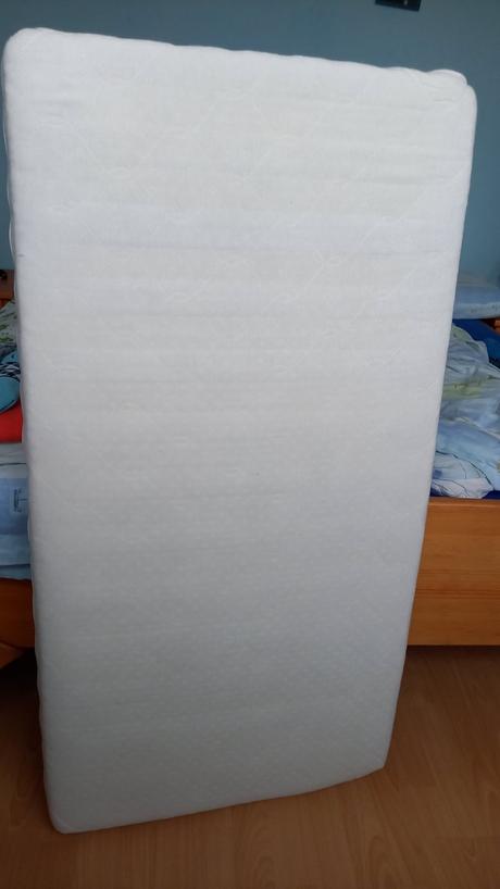 Drevena postielka, šírka (cm): 60,dĺžka (cm): 120