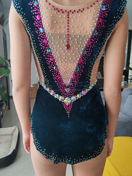 Gymnastický dres, 146