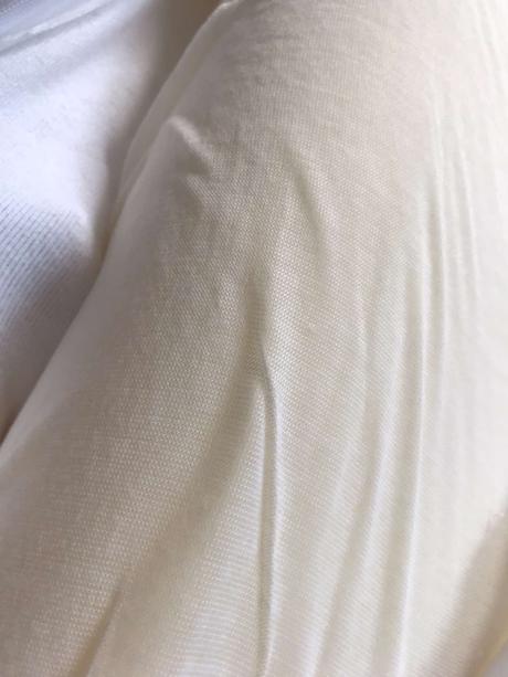 Ortopedický vankúš z pamäťovej peny,