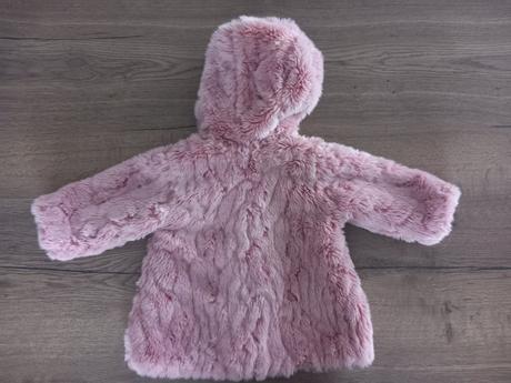 Nádherný staroružový kožúšok, 74