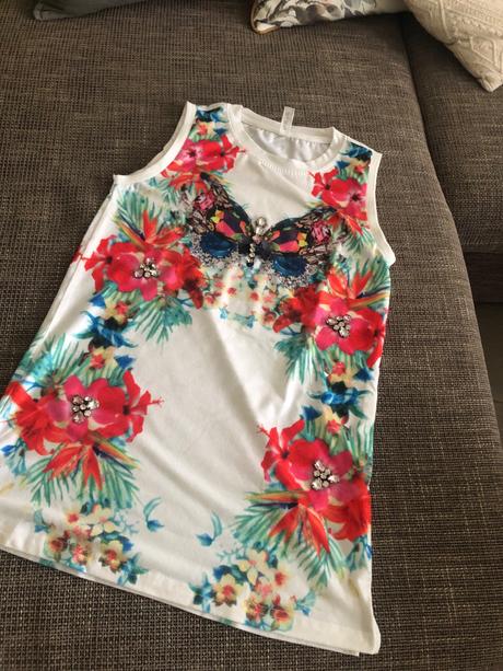 Dlhé tričko, resp. saty, 140