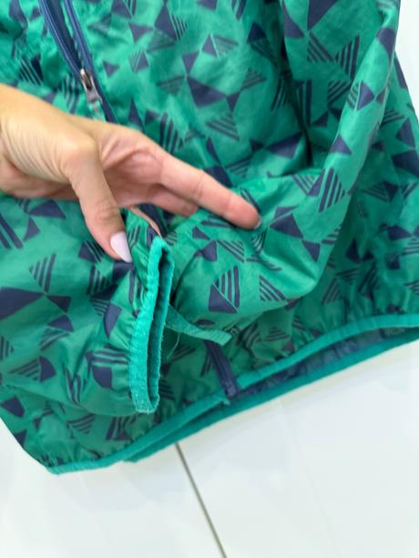 Tenká vetrovka, 152