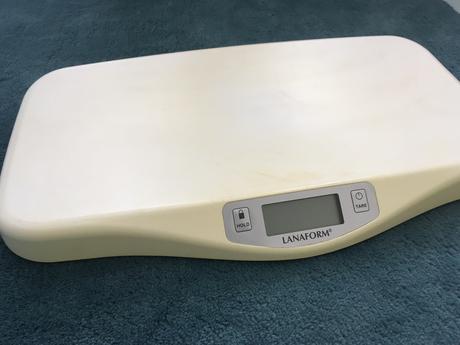 Novorodenecka vaha lanaform, 