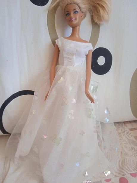 Šaty pre babiku barbie,