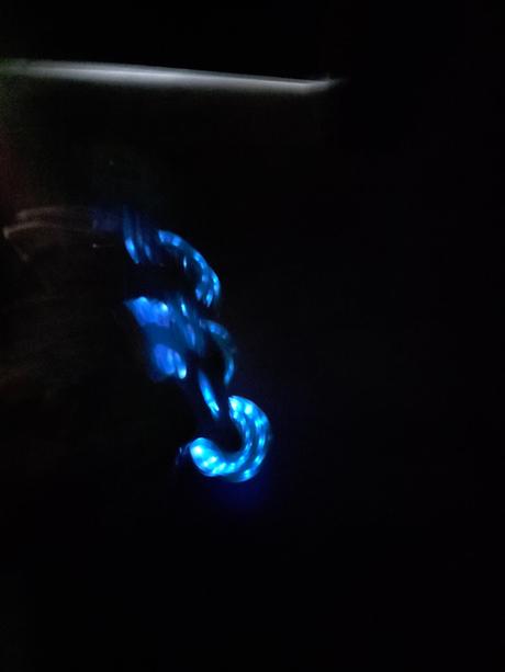 Svietiace korčule, 30