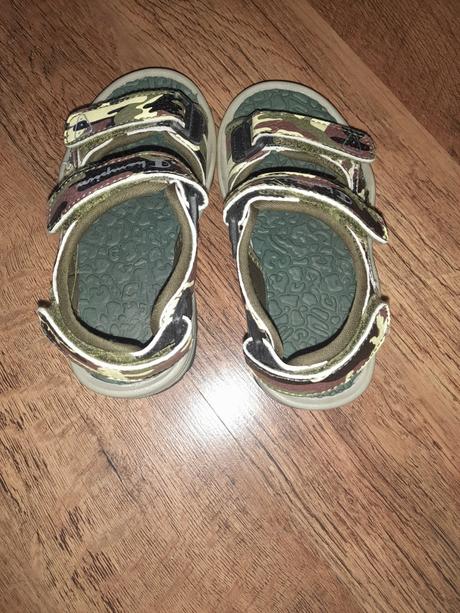 Sandalky champion, champion,25