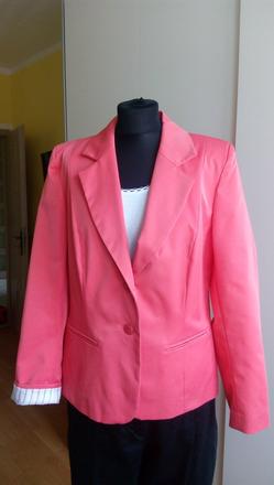 Výrazne lososove sako nenosené zn. autentic leder, 44