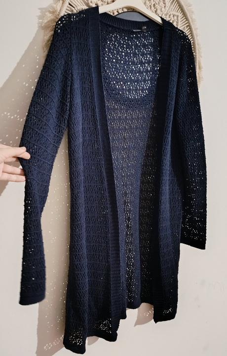 Tmavomodrý kardigán, l