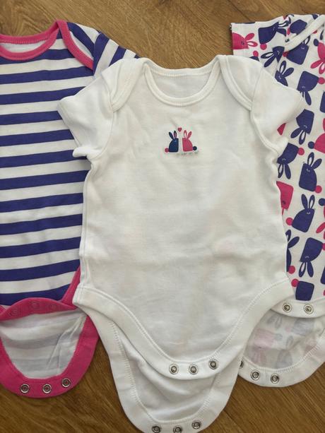 Letné ziarive zajacikove body 3-6 mesiacov, f&f,62