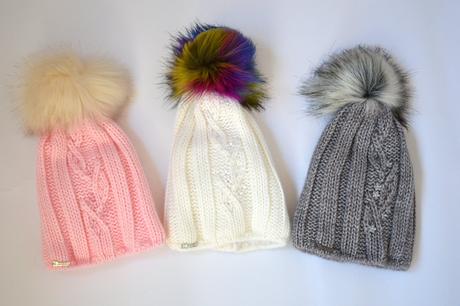 Čiapočka s brmbolcom, 74 - 158