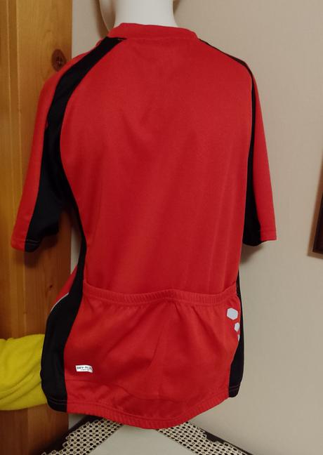 Cyklistické tričká a kraťasy v.xl, xl