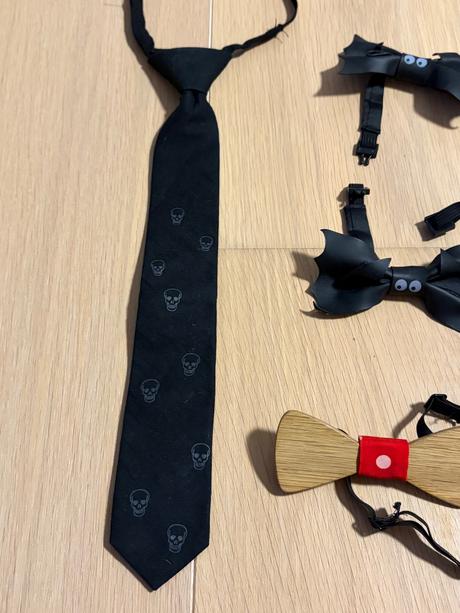 Kravata a motýlik, 122