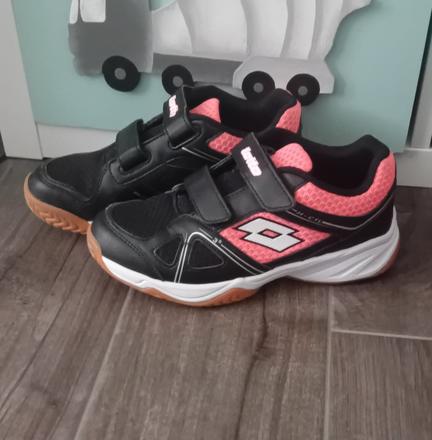 Tenisky, 34
