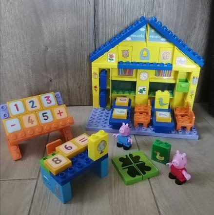 Stavebnica playbig bloxx peppa pig sa v škole, 