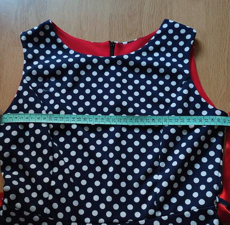Retro bodkované šaty, xs