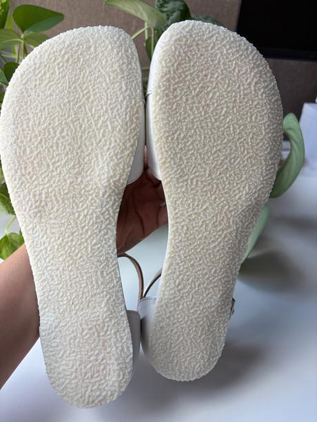 Shapen barefoot sandálky poppy white, veľ. 39 wide, 39