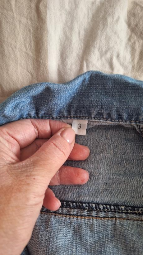 Riflova bundicka, 104