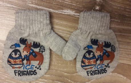 Zimná čiapka mickey+plus 2xrukavičky cena spolu, disney,86