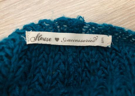 Šál a čiapka, house