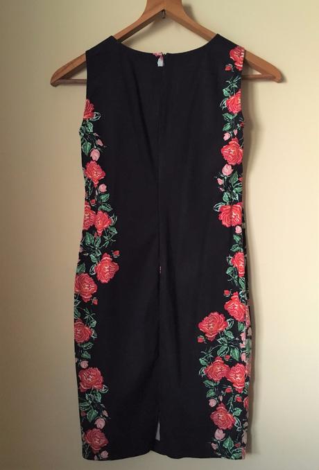 Kvietkované šaty, m