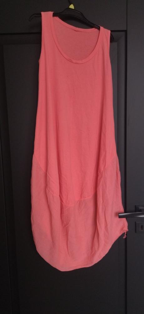Letné ružové šaty, 