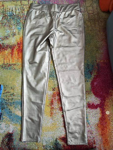 Hrubé legíny, takko,164