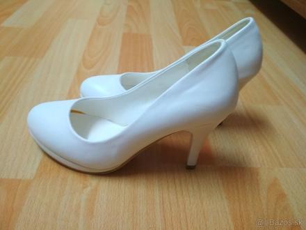 Svadobné lodičky, 36