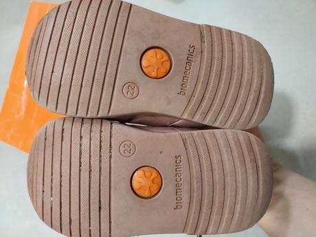 Kozene topanky biomecanics, velkost 22, 22