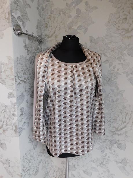 Luxusna blzka+šal, 40