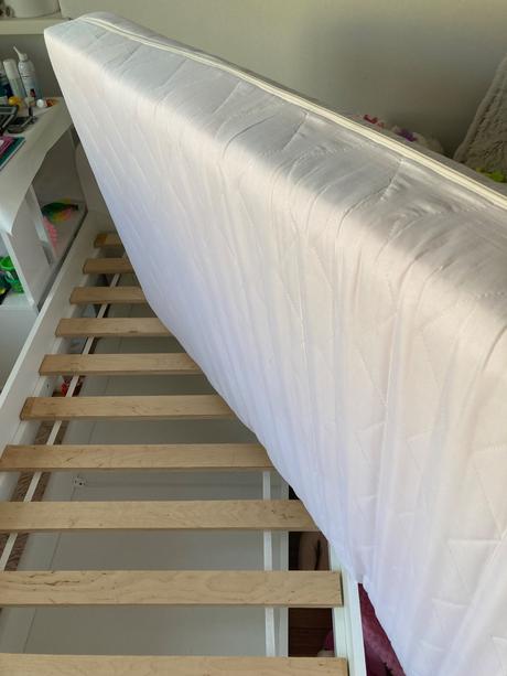 Postel s matracom a uloznym priestorom 180x80 cm, šírka (cm): 80,dĺžka (cm): 180