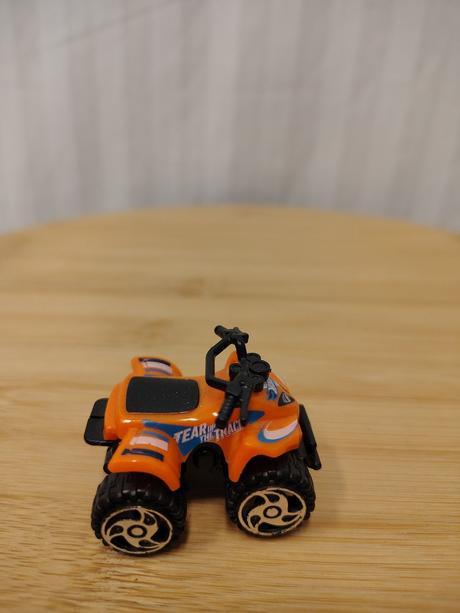 Oranžová štvorkolka hot wheels, mattel 2015, 