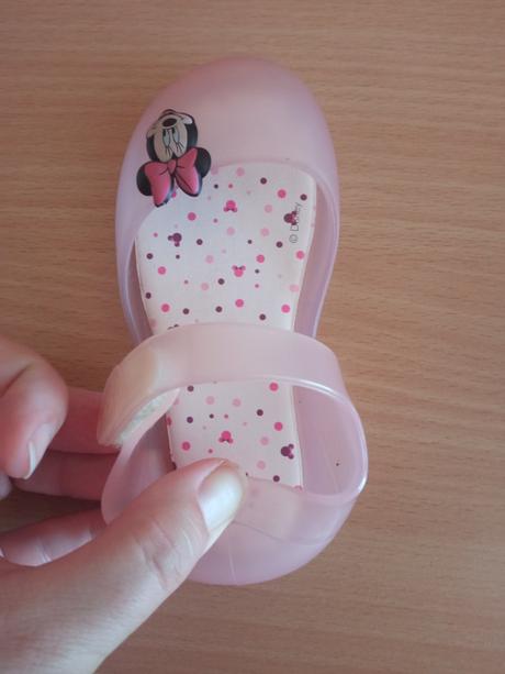 Gumene sandalky minnie, 21