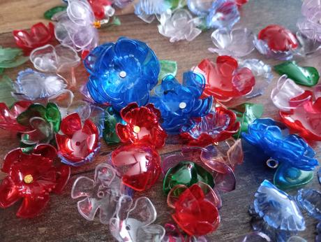 Rôzny materiál na kreatívnu tvorbu, 