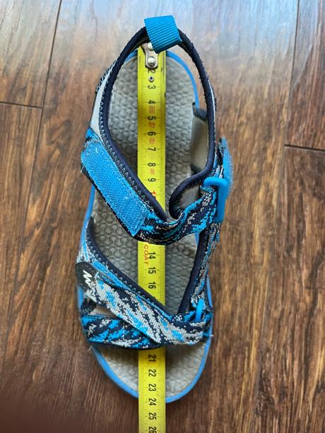 Sandále malo nosene, decathlon,35