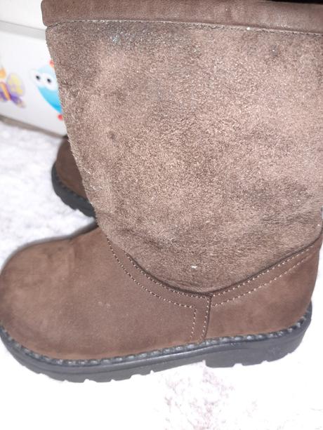 Kožené čižmičky, 21