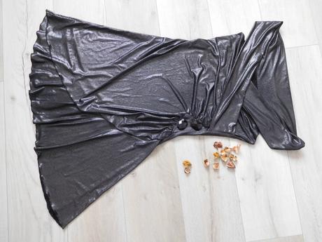 Šaty krástke pružné do leskla 40v, m, m