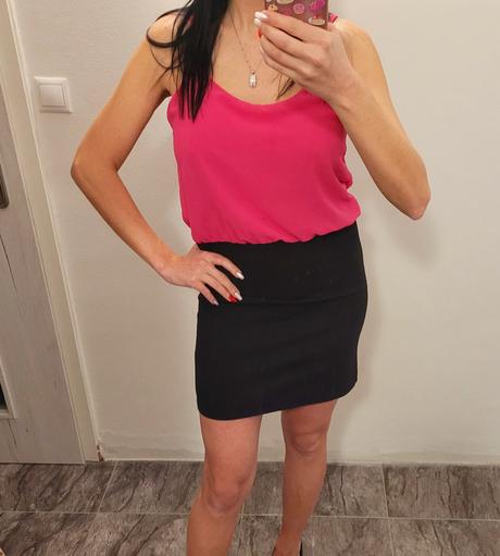 Nove ruzovo cierne saty. velkost s/m, s