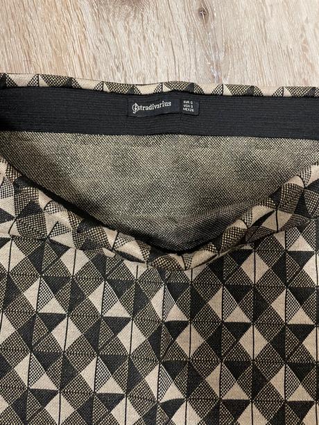 Sukňa stradivarius, stradivarius,s