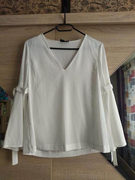 Len opraná-nenosená blúzka, 34