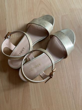 Sandalky 36, 36