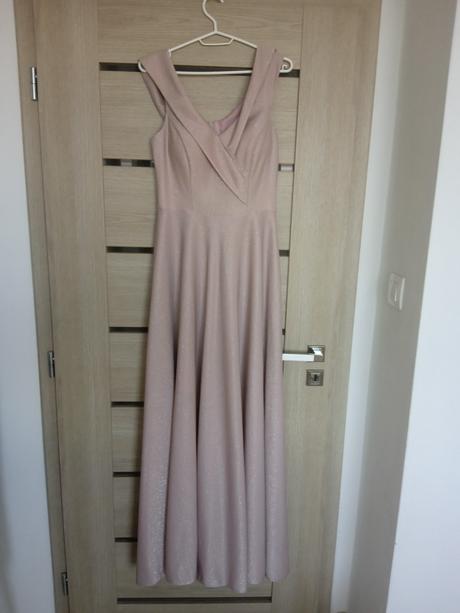 Spoločenské šaty, 38