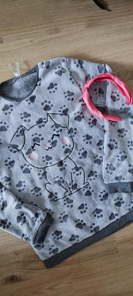 Mäkkučká mikina, tezenis,158