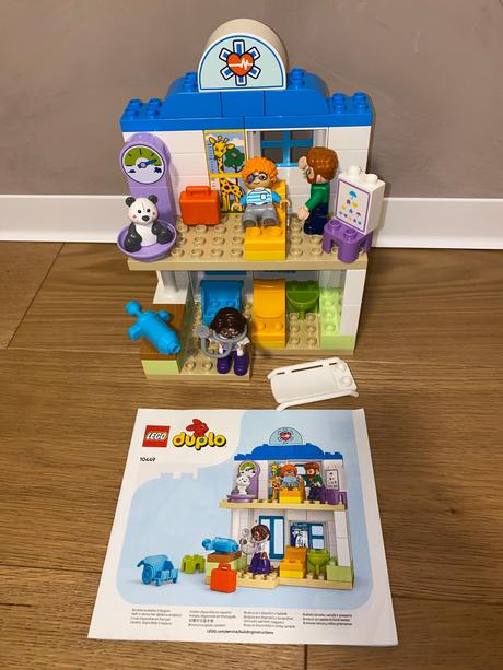 Lego duplo 10449 prvá návšteva u lekára, 